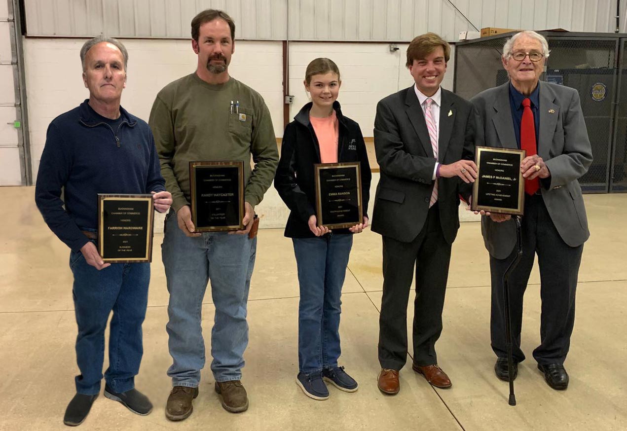 THE BUCKINGHAM CHAMBER RECOGNIZES LOCAL LEADERS